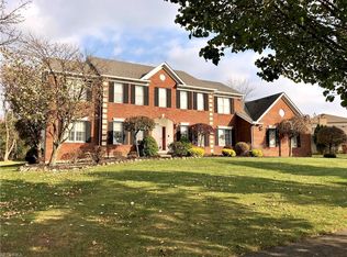 7695 Roeper Rd, Parma, OH 44134