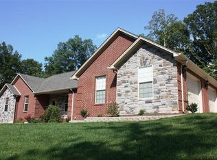 125 Good Neighbor Way, London, KY 40744