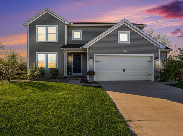 9220 Bigleaf Dr, West Olive, MI 49460