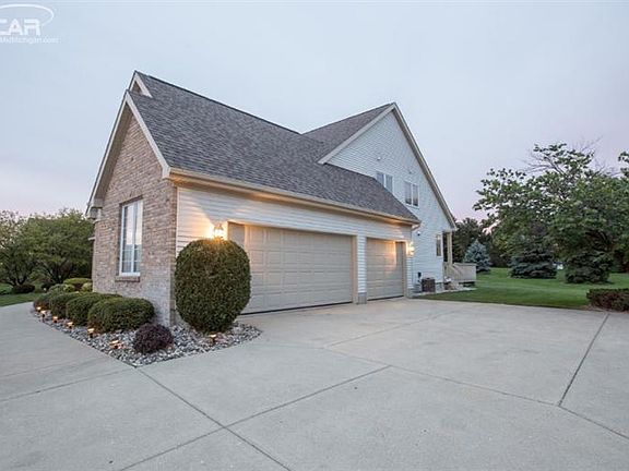2nd image of 646 Charing Cross Dr