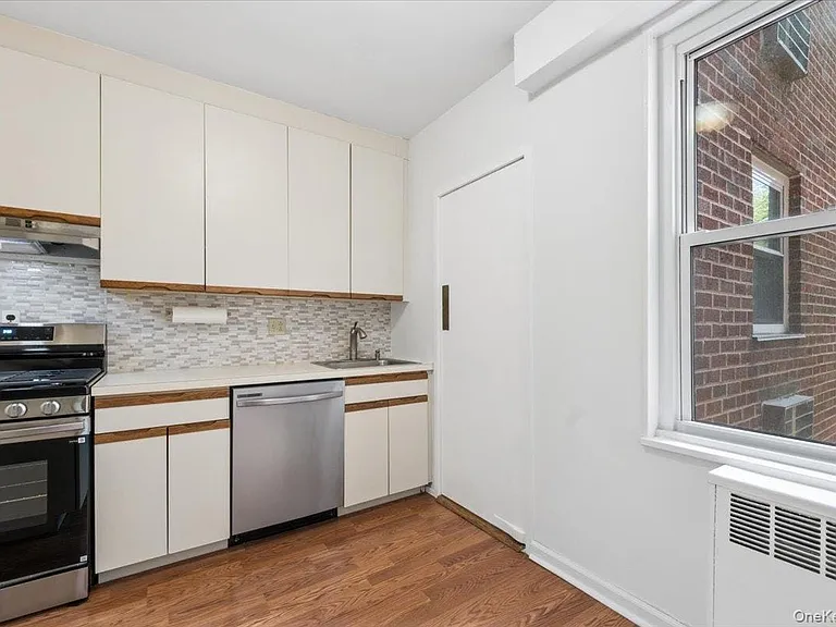 281 Garth Rd #C2H — Photo 27