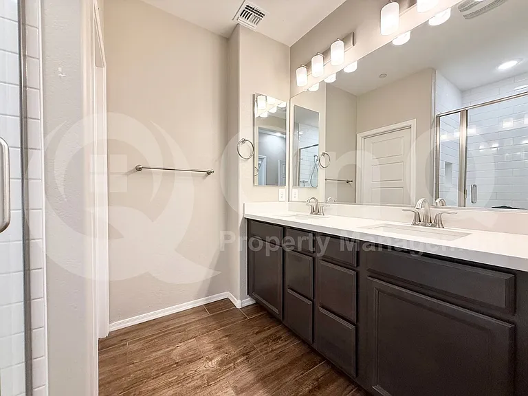 1823 E Chelsea Ln #105 — Photo 13