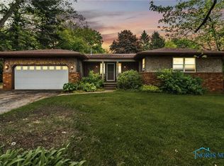 4629 Weckerly Rd, Monclova, OH 43542