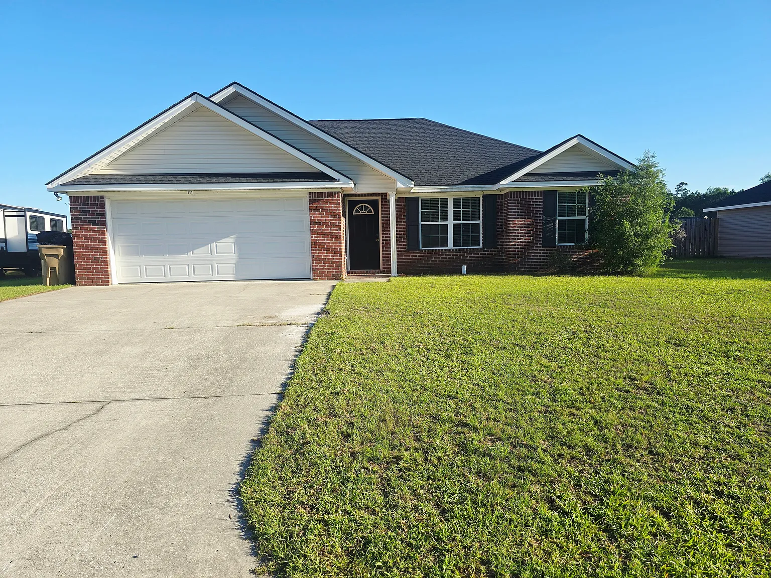 3 bed, 2.0 bath, 1300 sqft, $1,850 — Photo 1