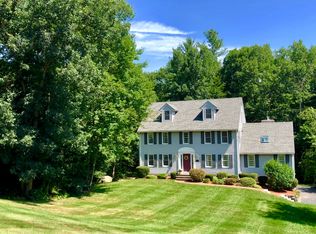 54 Pheasant Ln, Hampstead, NH 03841
