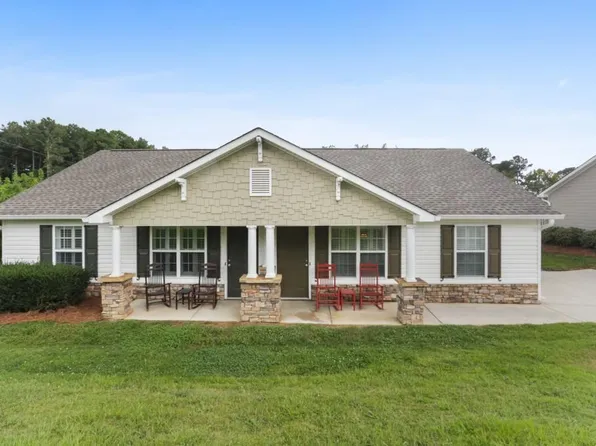 217 Victory Dr, Dallas, GA 30132