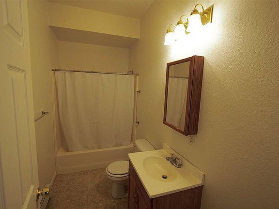 3rd image of 509 Litchfield St APT 1