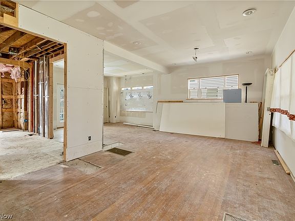 3rd image of 1708 W 8th St