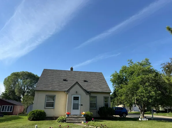 201 2nd St SW, New Prague, MN 56071