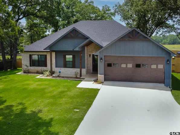 18352 Timber Oaks Dr, Lindale, TX 75771