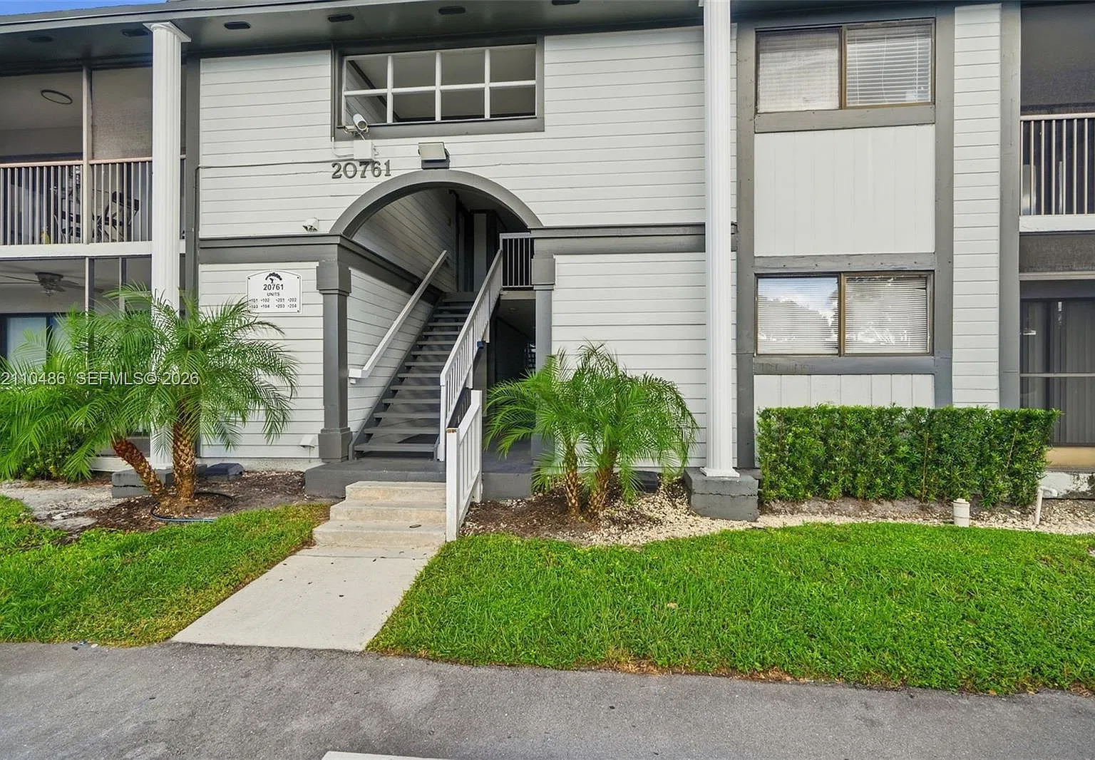 Carmel Lakes Condo No 9 — Photo 1