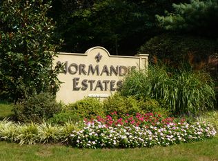 25 Schindler Ter #212, West Orange, NJ 07052