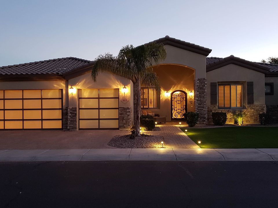 1st image of 903 E Coconino Pl