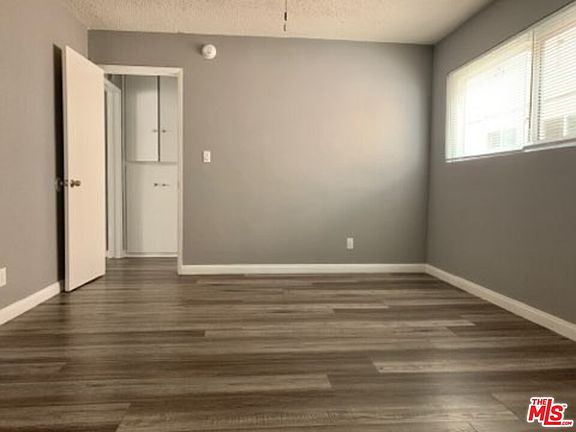 4th image of 6716 Whitsett Ave
