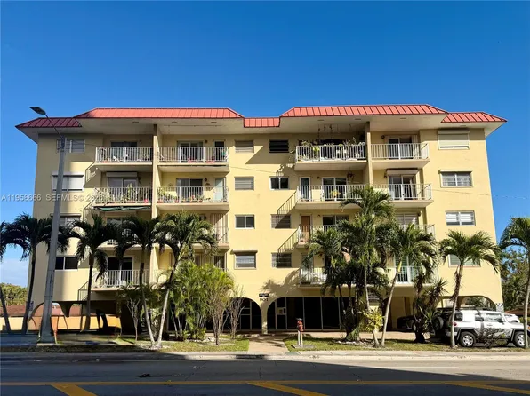 901 SW 37th Ave APT 25, Miami, FL 33135