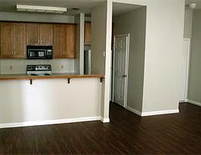 2 bed, 2.0 bath, 842 sqft, $1,195 — Photo 3