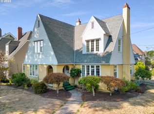 2333 NE Alameda St UNIT A, Portland, OR 97212