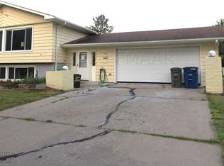 425 Horn Ave, Moorhead, MN 56560