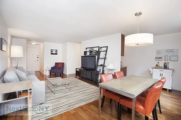 Sold by NextStopNY | media 3