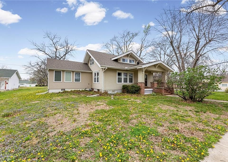 1st image of 602 Oak St