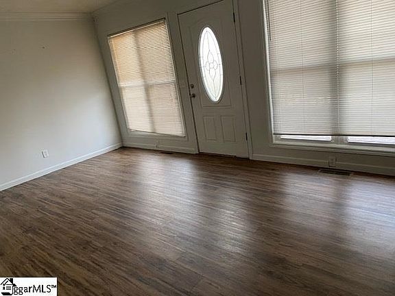 2nd image of 19 Kimbell Ct