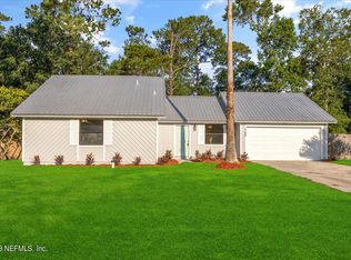 382 Peregrine Ct, Jacksonville, FL 32225