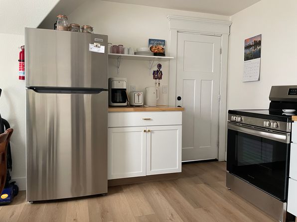 825 N Grant Ave #3