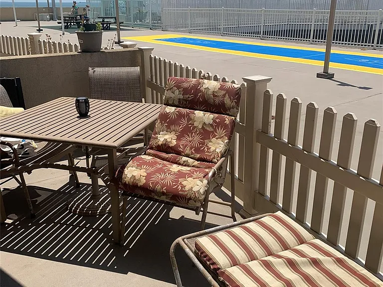 360 Shore Rd #2H — Photo 12