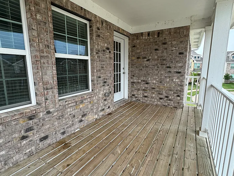 6033 Seguin Ct — Photo 20