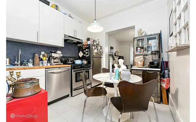 Sold by Douglas Elliman | media 3