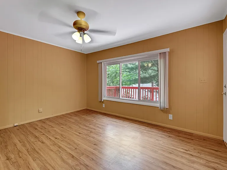 36 Benton Rd — Photo 6