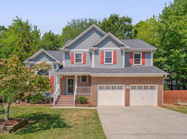 105 Merowe Ct, Cary, NC 27513