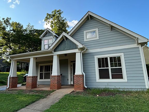 2nd image of 16 Plum Blossom Ln