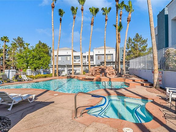 2nd image of 2201 Ramsgate Dr APT 811