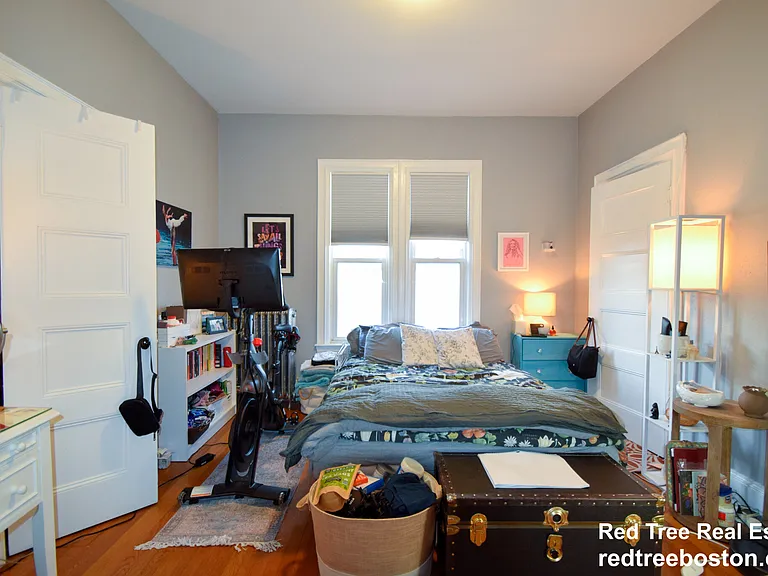 85 Surrey St #2 — Photo 10