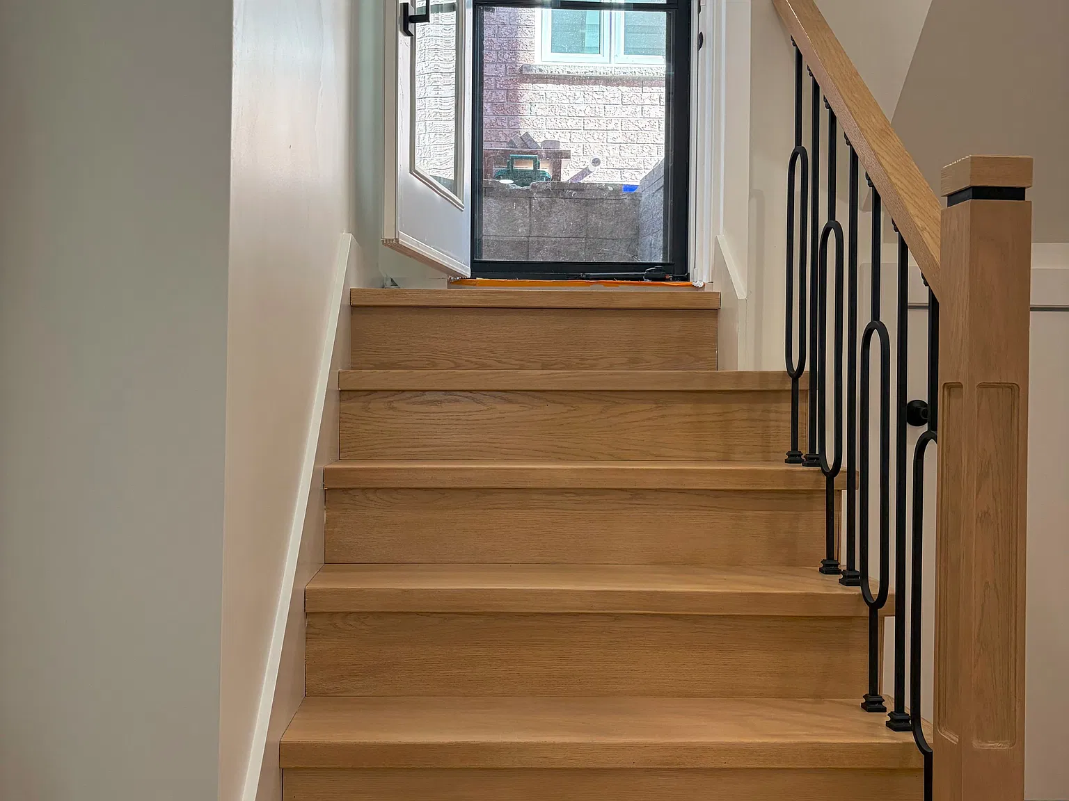 2 bed, $2,300 — Photo 1