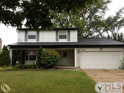 39845 Poinciana Dr, Sterling Heights, MI, 48313