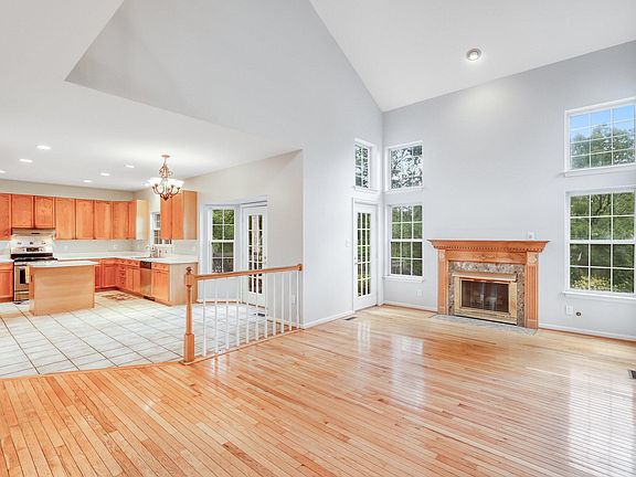 4th image of 44072 Chadds Ford Ct