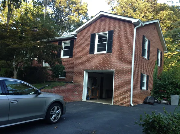 4103 Wakefield Dr, Annandale, VA 22003