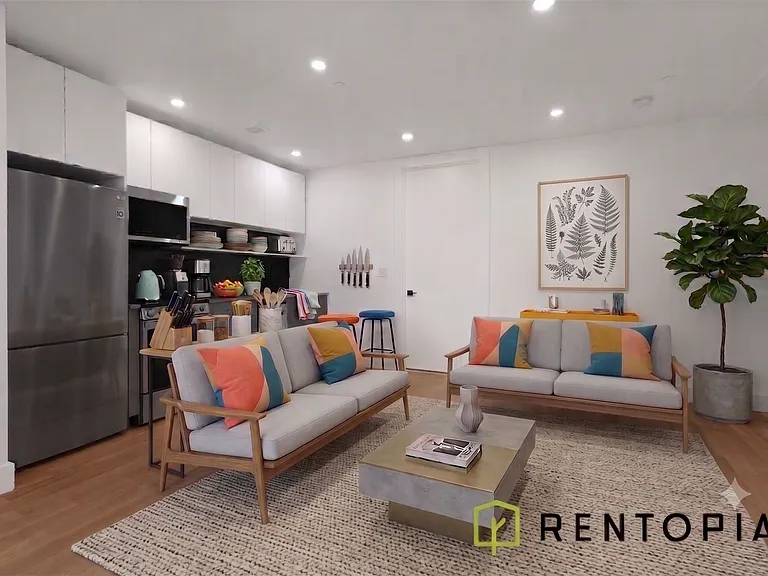 352 Meeker Ave #5C — Photo 3