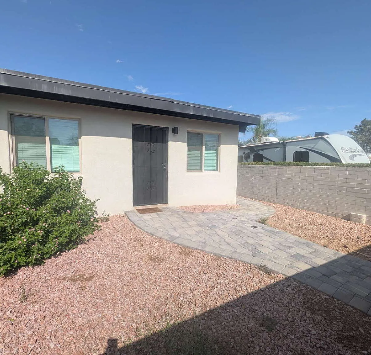 1 bed, 1.0 bath, 600 sqft, $1,250 — Photo 1