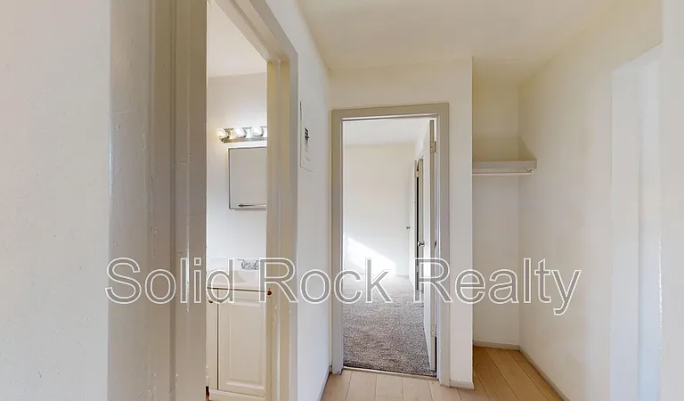 1411 S Corona Ave #9 — Photo 7