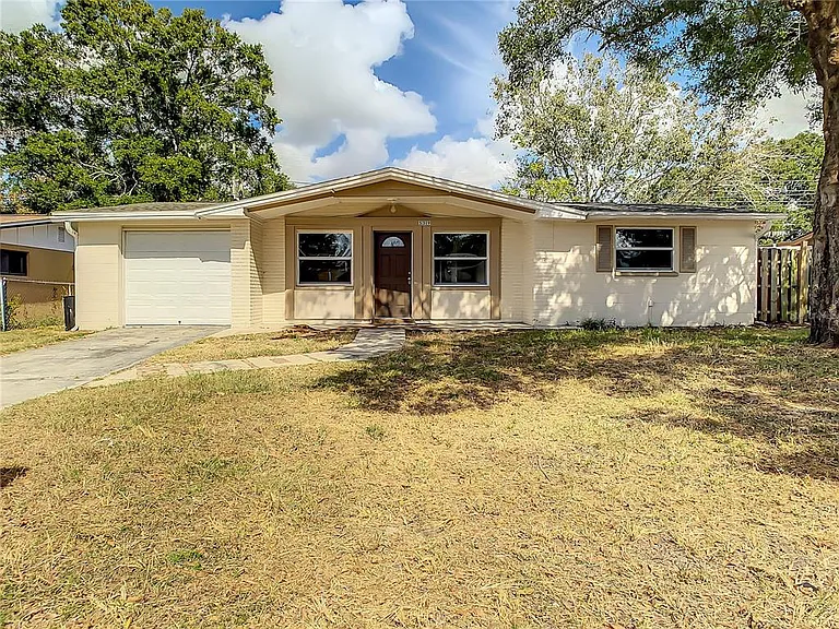 5319 Drift Tide Dr — Photo 1