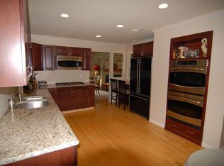 31 Lakeview Ter #217, Montville, NJ 07045