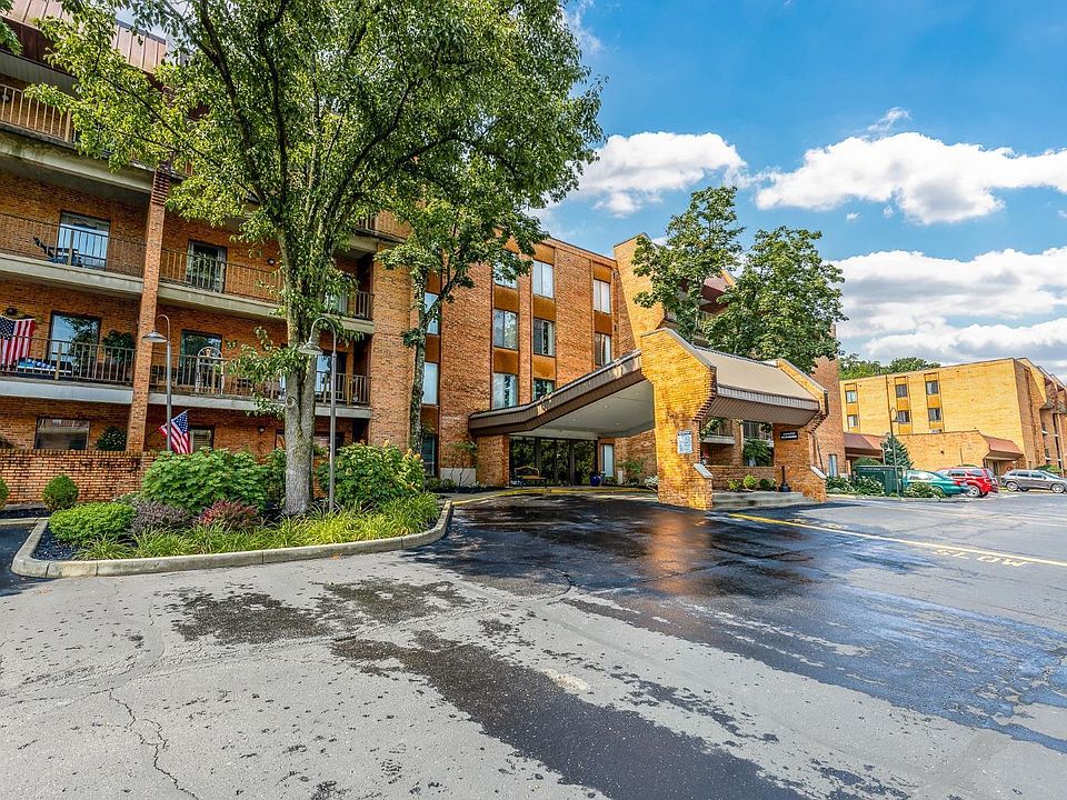 1st image of 3533 Amberacres Dr Unit 105