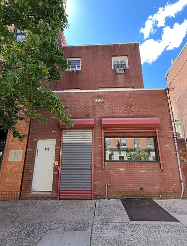 359 Grove St #2 Photo 1