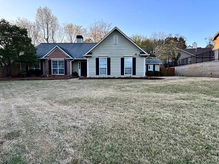 215 Lisbet Ct — Photo 27