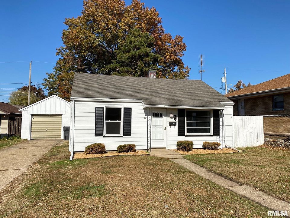 905 Illinois St, Pekin, IL 61554 Zillow