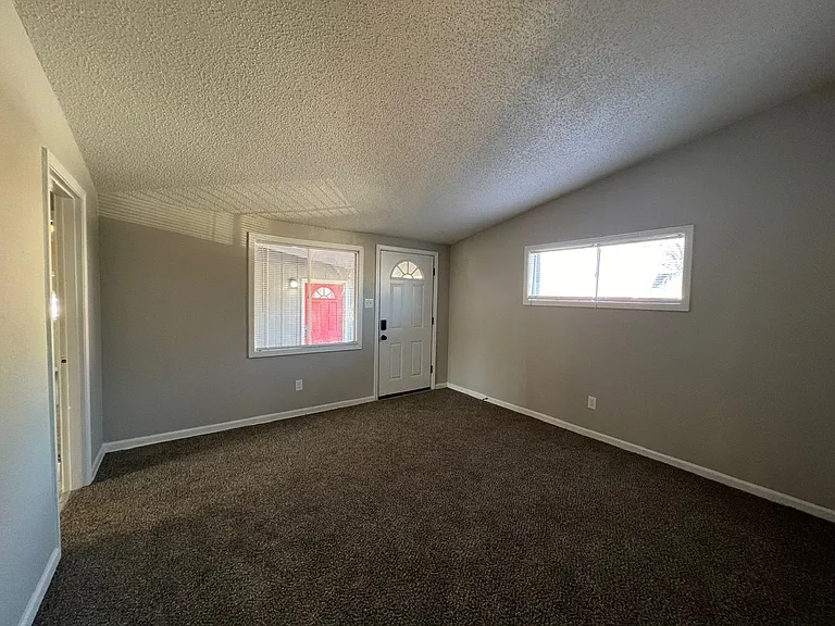 791 Ledbetter Ave — Photo 9
