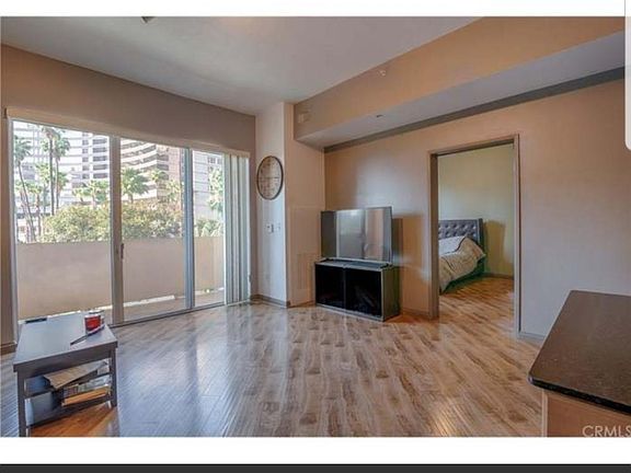 4th image of 388 E Ocean Blvd Unit 312